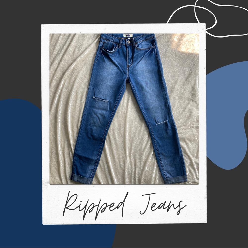 Ripped Skinny Jeans